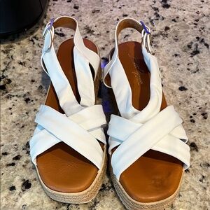 Sesto Meucci White Cross-Strap Sandals